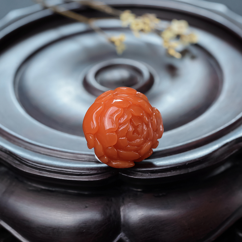 樱桃红南红吊坠-红掌柜