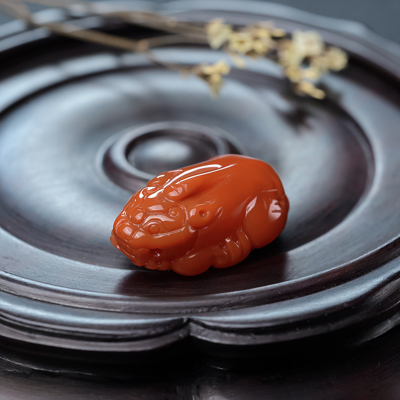 柿子红南红貔貅吊坠-红掌柜