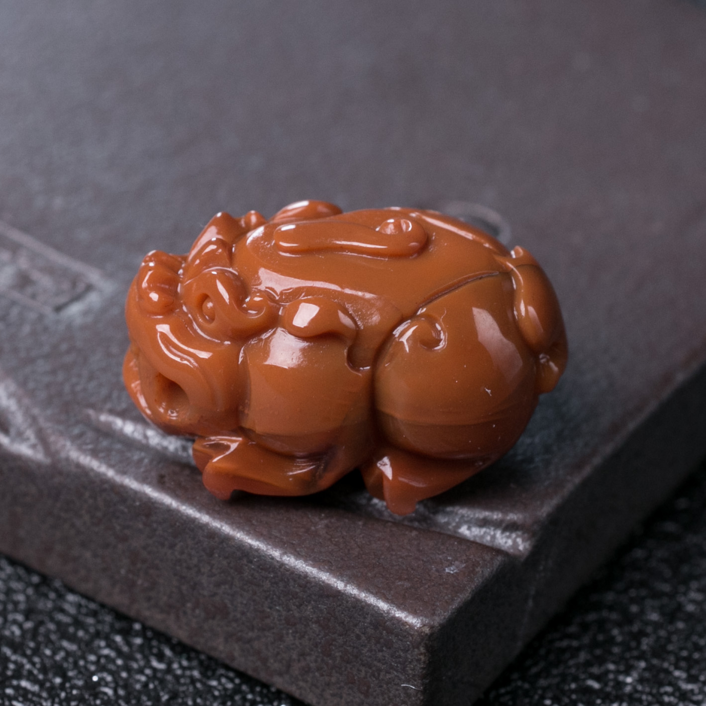 柿子红南红吊坠-红掌柜