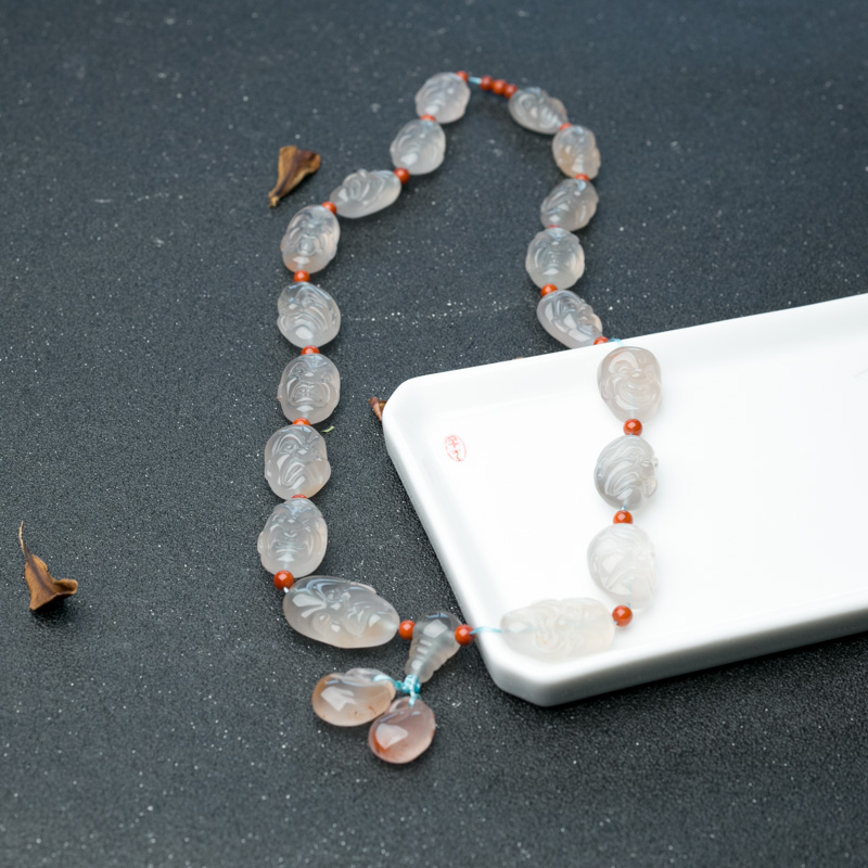 天然冰飘料南红十八罗汉手持-红掌柜