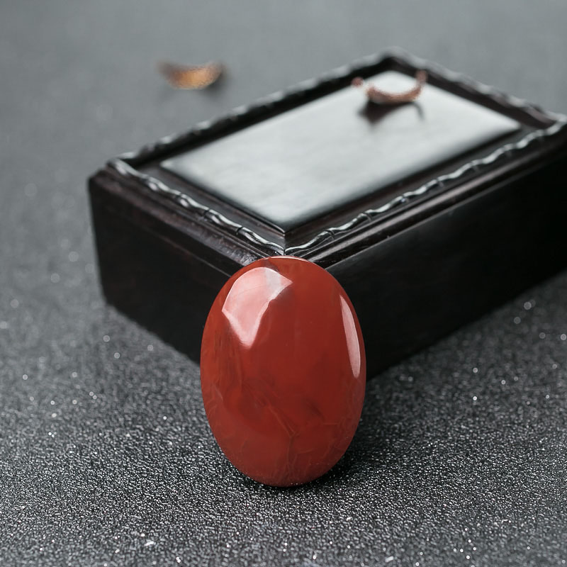 火焰纹南红随形吊坠-红掌柜