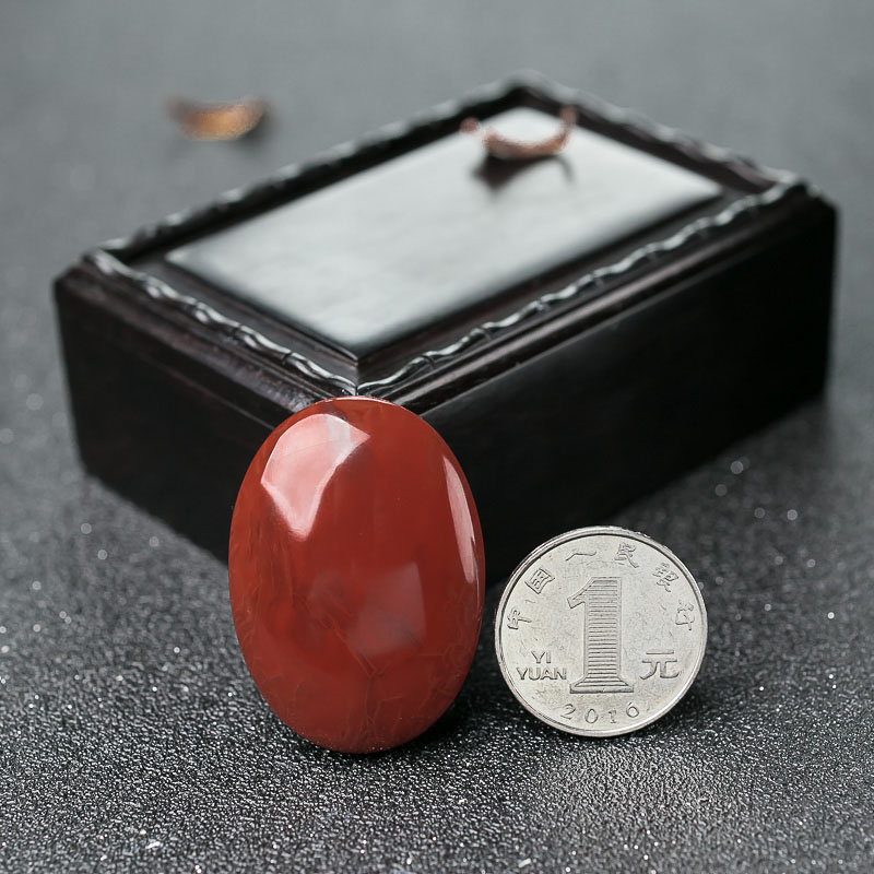 火焰纹南红随形吊坠-红掌柜