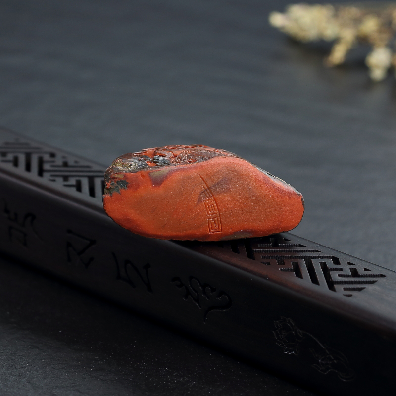 南红仿古龙凤吊坠-红掌柜