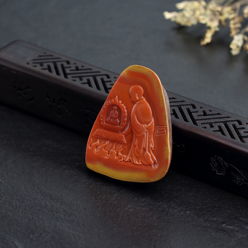 天然包浆料南红一心向佛吊坠-红掌柜