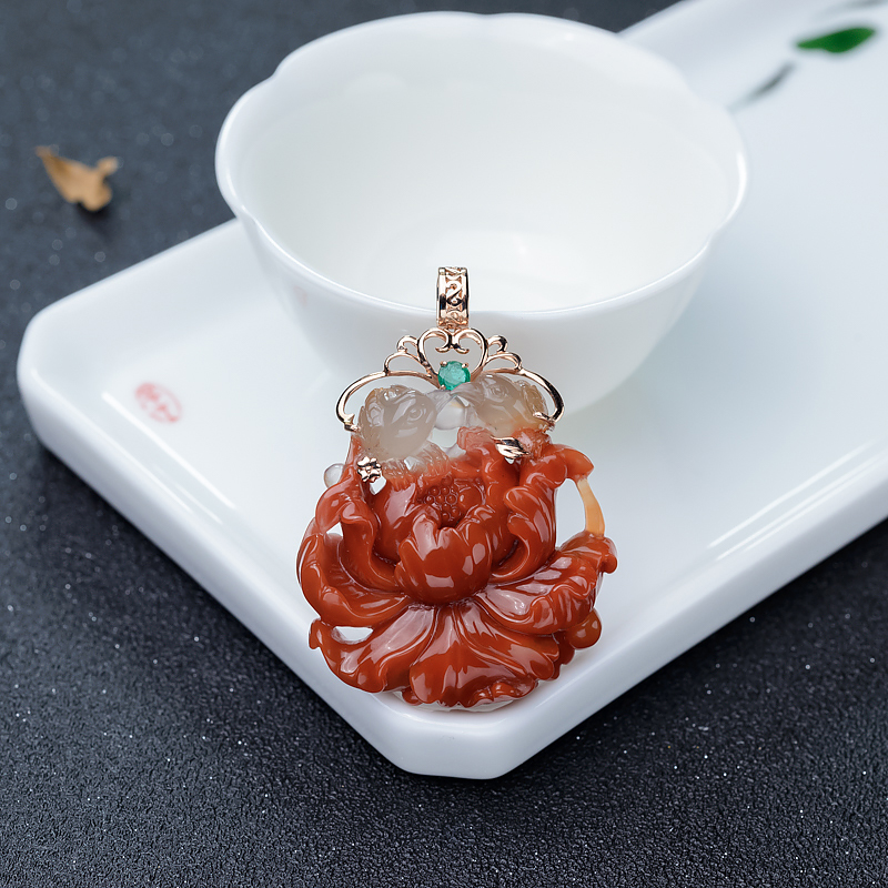 18K金镶冰飘料南红花鸟吊坠-红掌柜