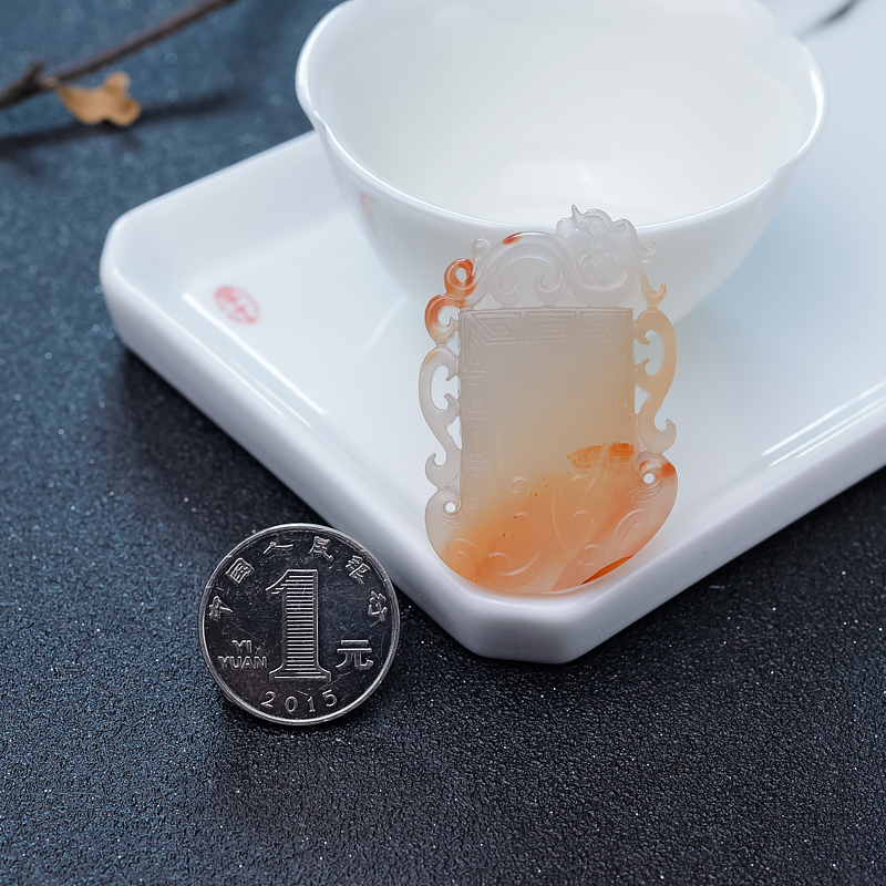 川料南红府上有龙吊坠-红掌柜