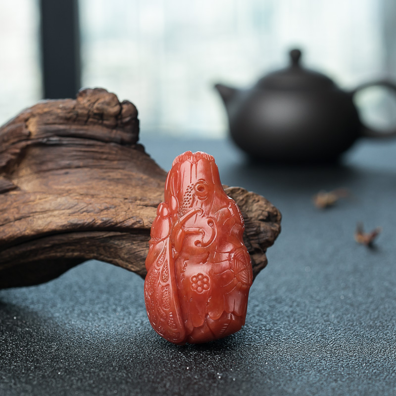 柿子红南红一鸣惊人吊坠-红掌柜