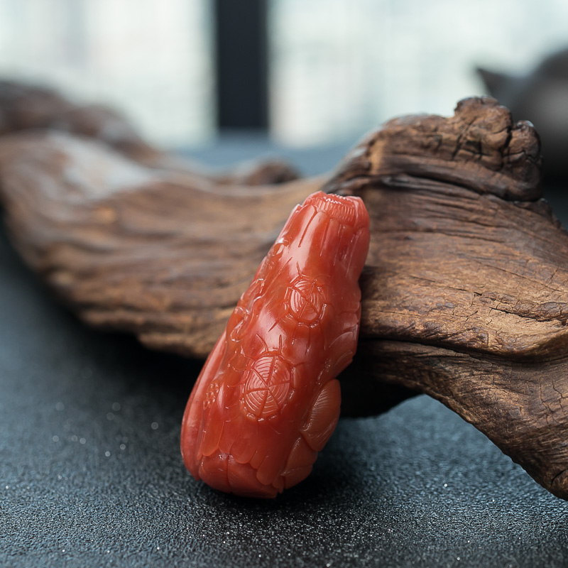 柿子红天然南红一鸣惊人吊坠-红掌柜