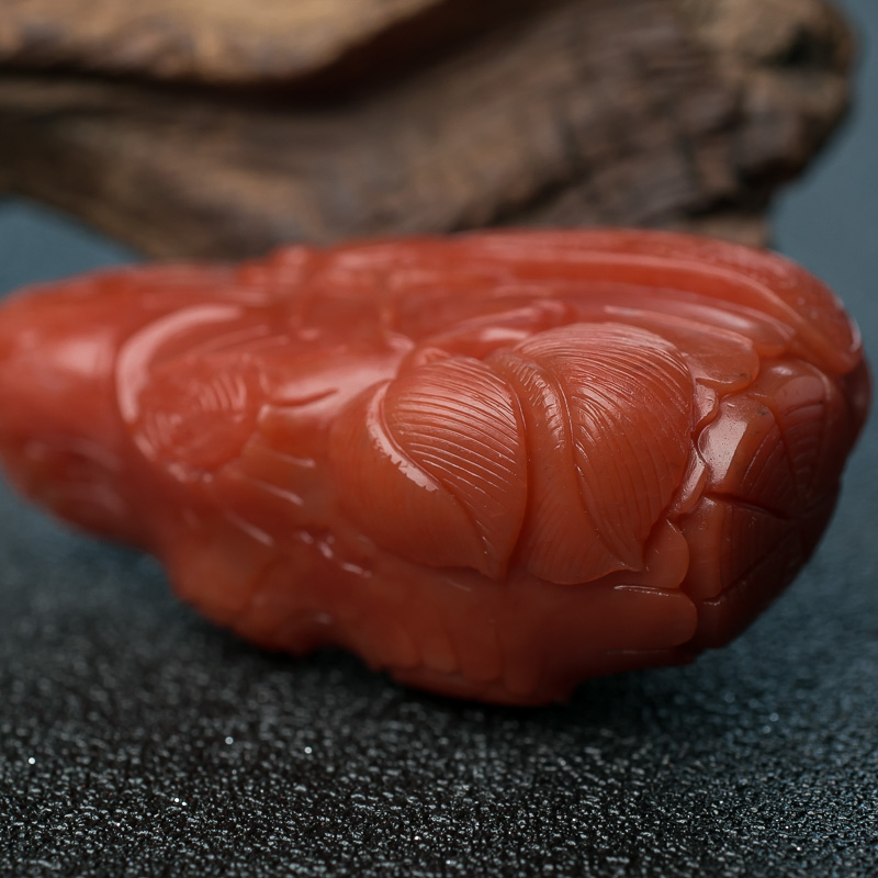 保山南红一鸣惊人吊坠-红掌柜