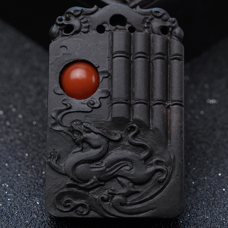 镶柿子红南红龙牌-红掌柜