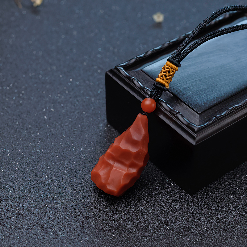 南红随形吊坠-红掌柜