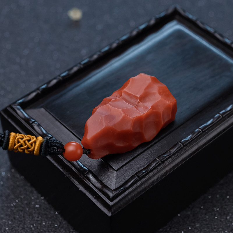 柿子红南红随形吊坠-红掌柜