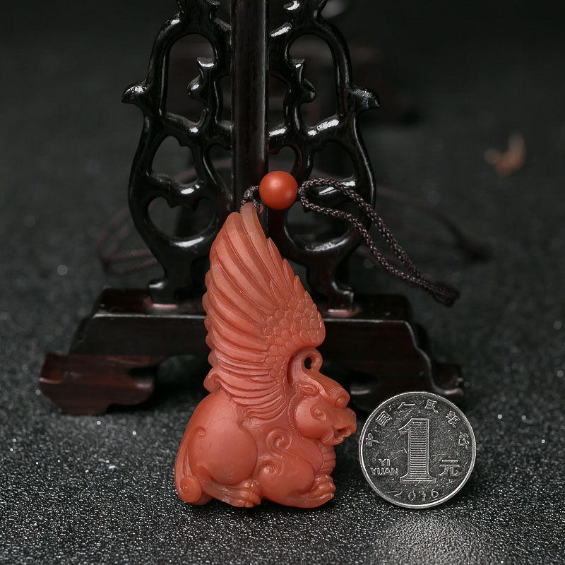 保山南红飞天瑞兽吊坠-红掌柜