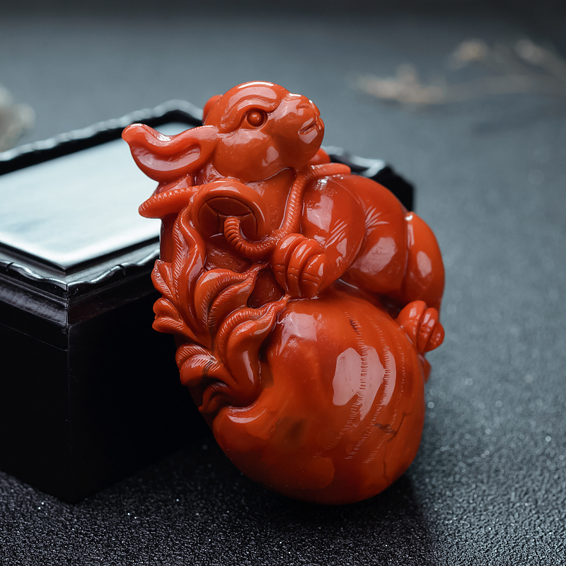 柿子红南红手把件-红掌柜