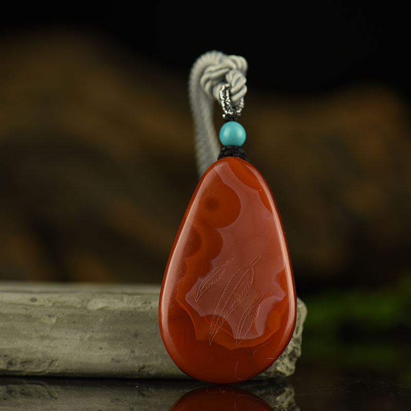 俏色玫瑰红南红喜上眉梢挂坠-红掌柜