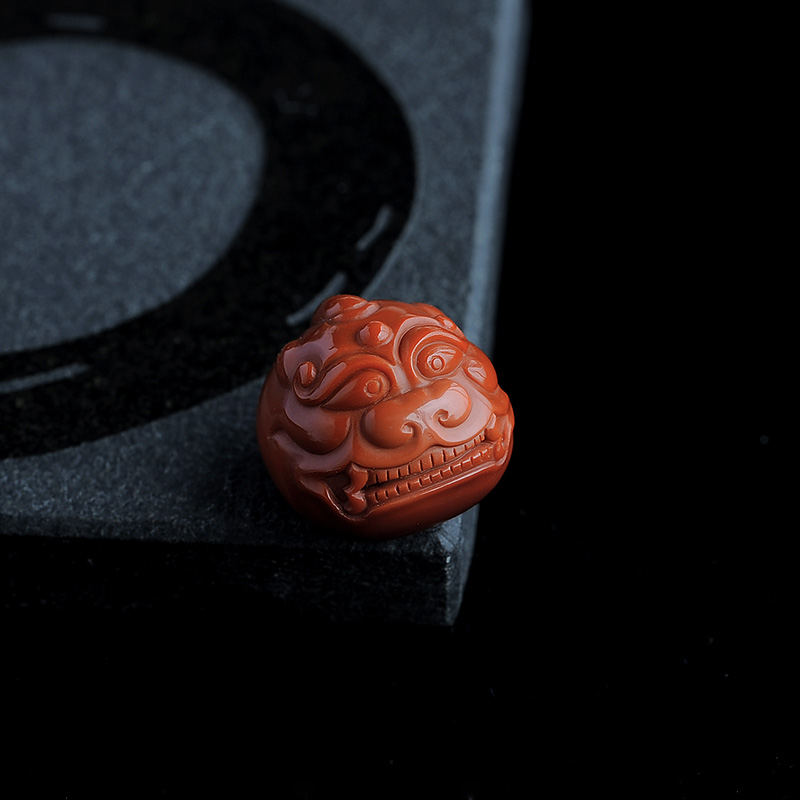 九口瑞兽戒面-红掌柜