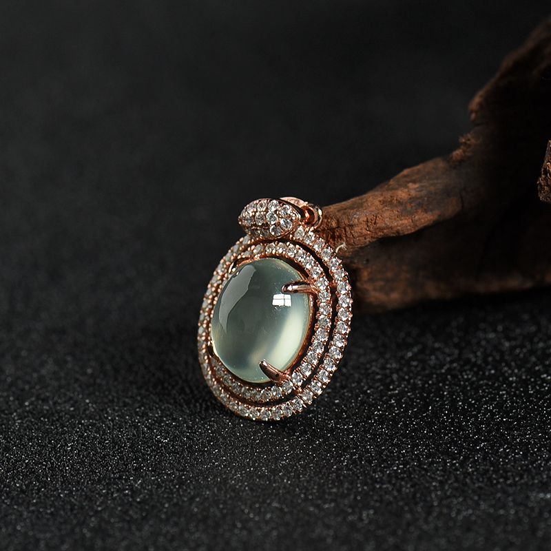 俄罗斯天然葡萄石吊坠-红掌柜