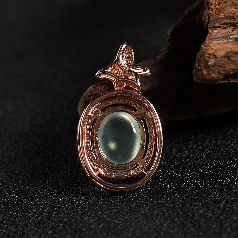 银镶俄罗斯葡萄石吊坠-红掌柜