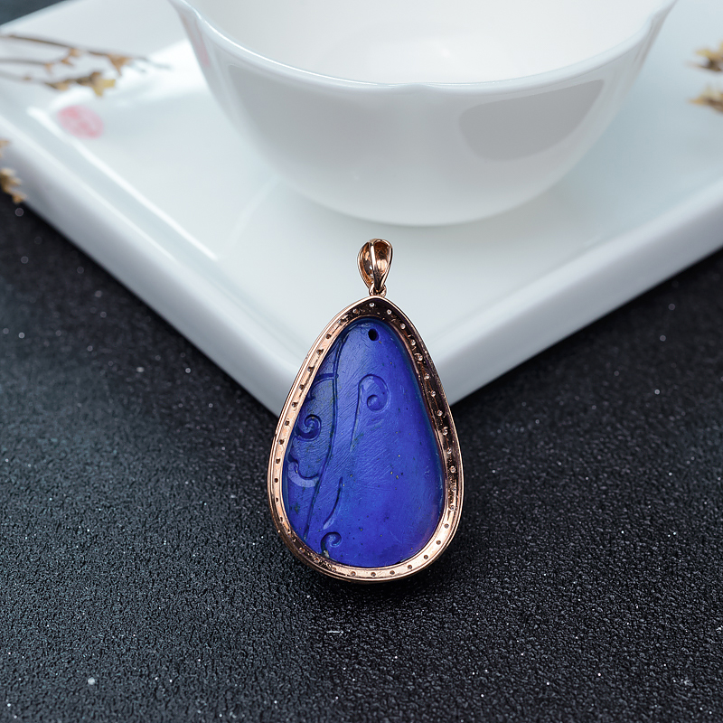 18K金镶钻天然青金石牡丹花吊坠-红掌柜