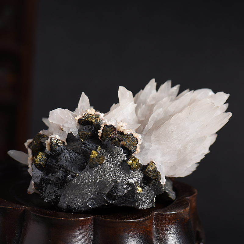 闪锌矿黄铜矿方解石摆件 - 红掌柜