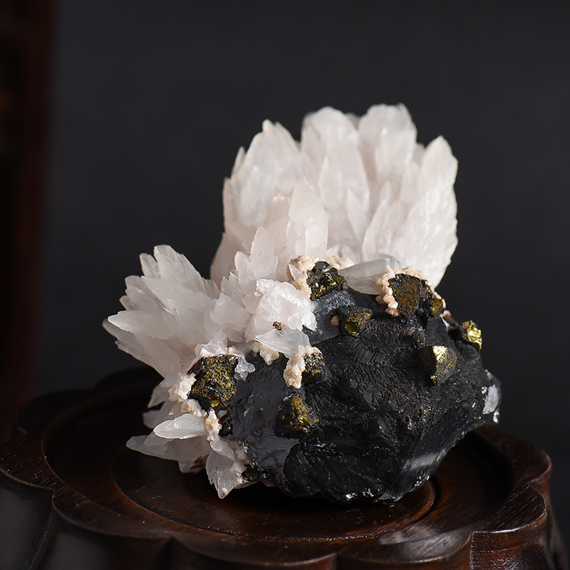 闪锌矿黄铜矿方解石摆件 - 红掌柜