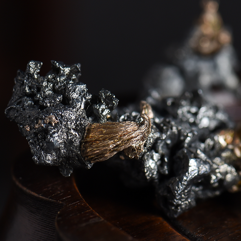 自然银矿摆件 - 红掌柜