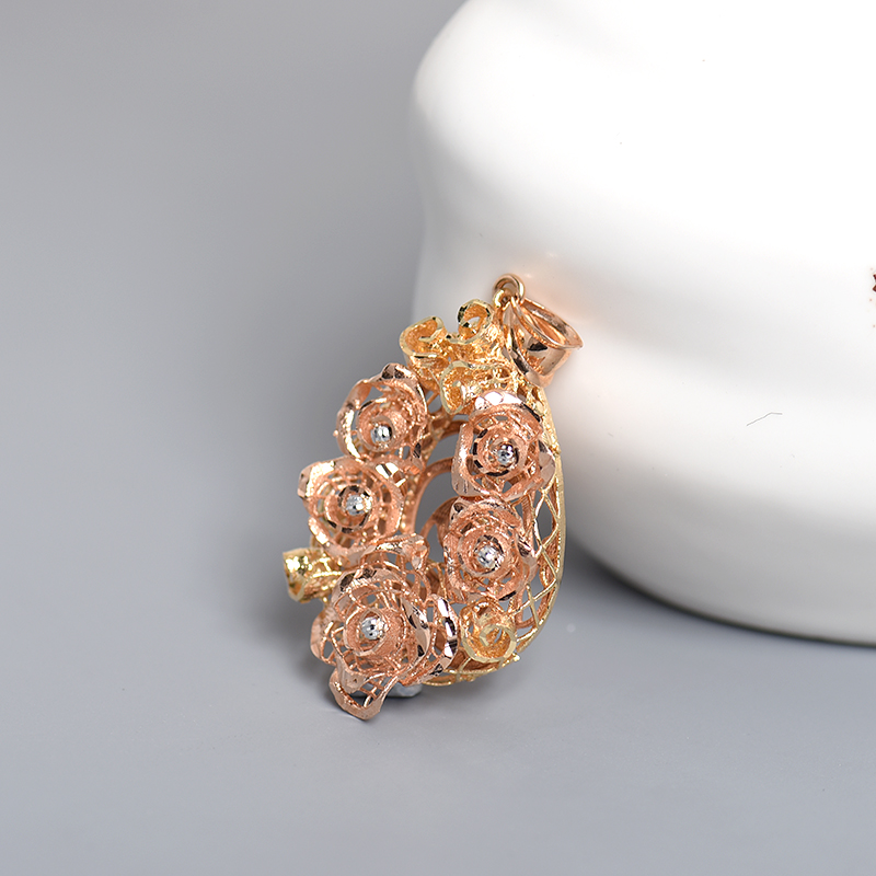 18K金吊坠 - 红掌柜