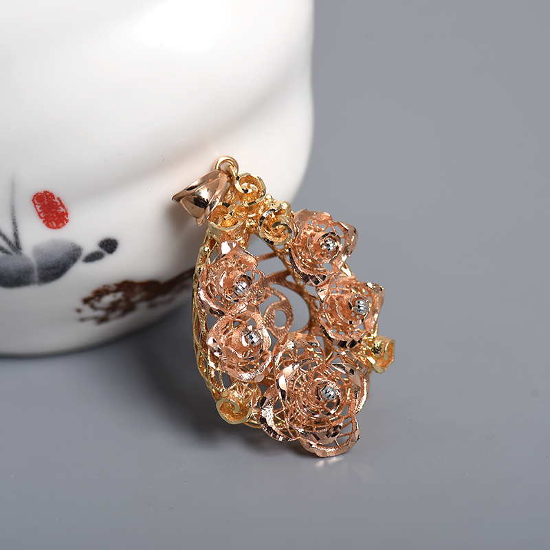 18K金吊坠 - 红掌柜