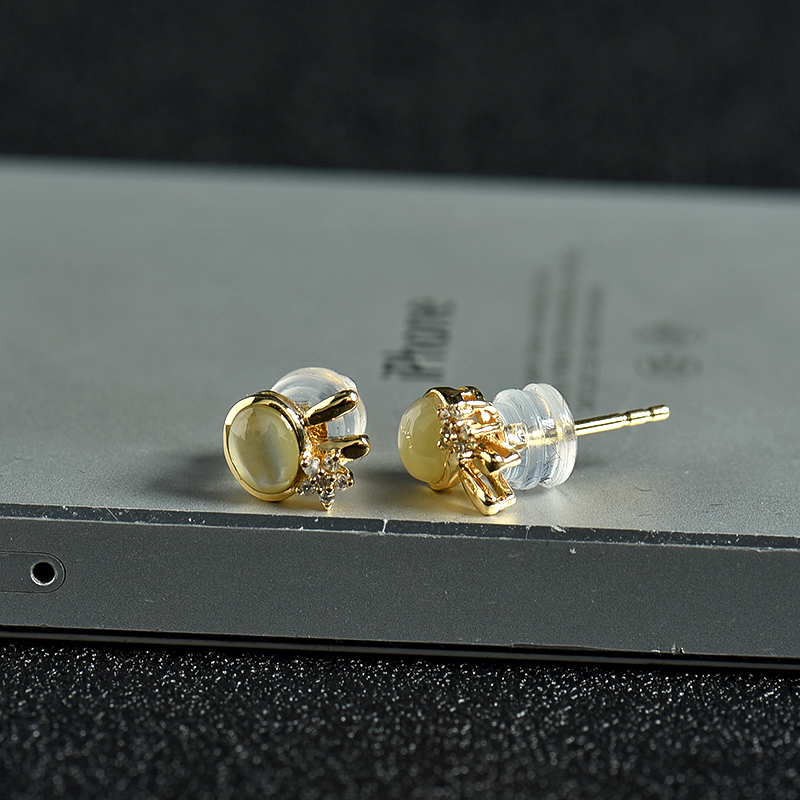 18k绿色金绿宝石猫眼耳钉-红掌柜