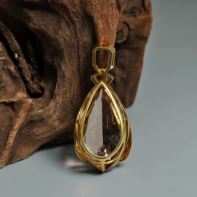 18k镶钻巴西摩根石吊坠-红掌柜