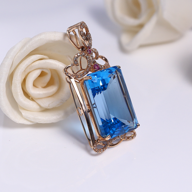 18K蓝色托帕石吊坠 - 红掌柜