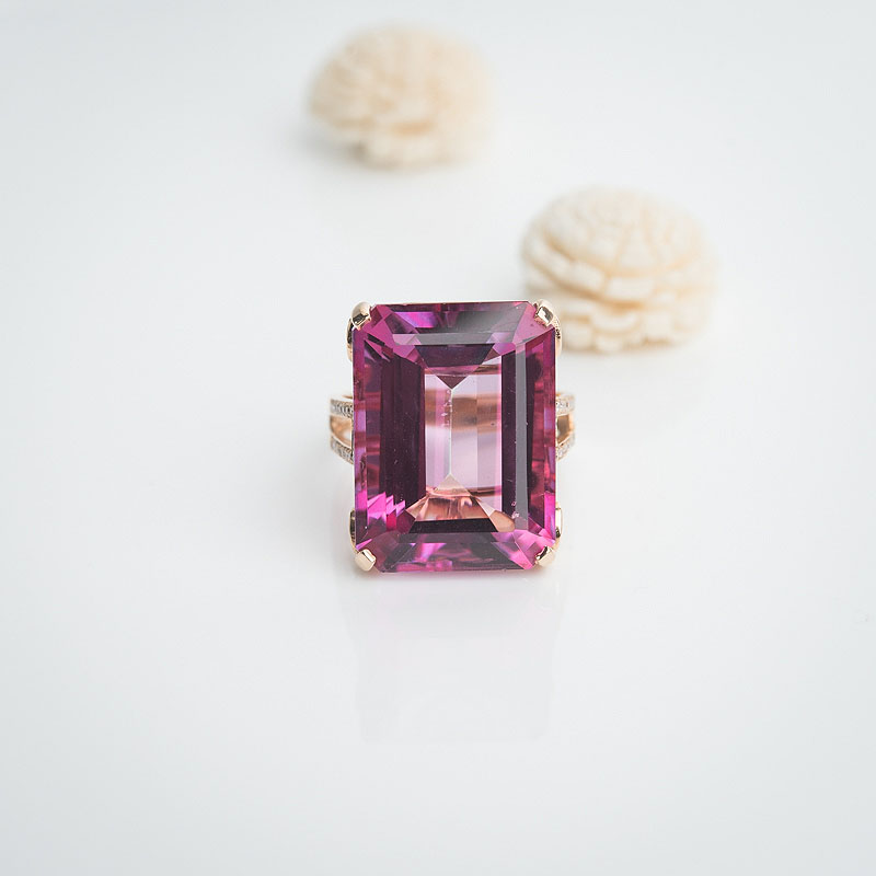 18k镶粉色托帕石戒指-红掌柜