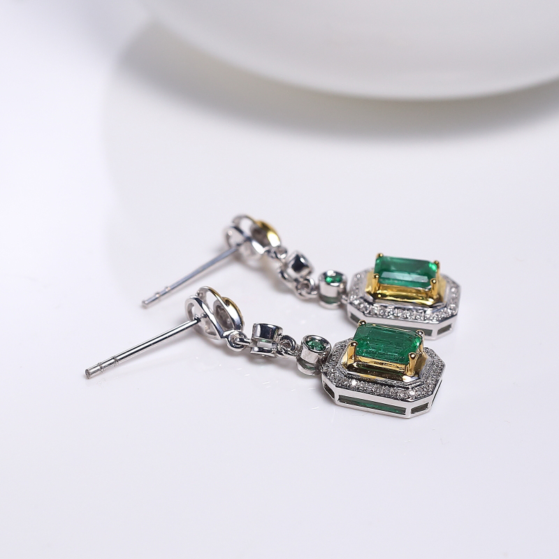 18K金镶钻祖母绿耳坠-红掌柜