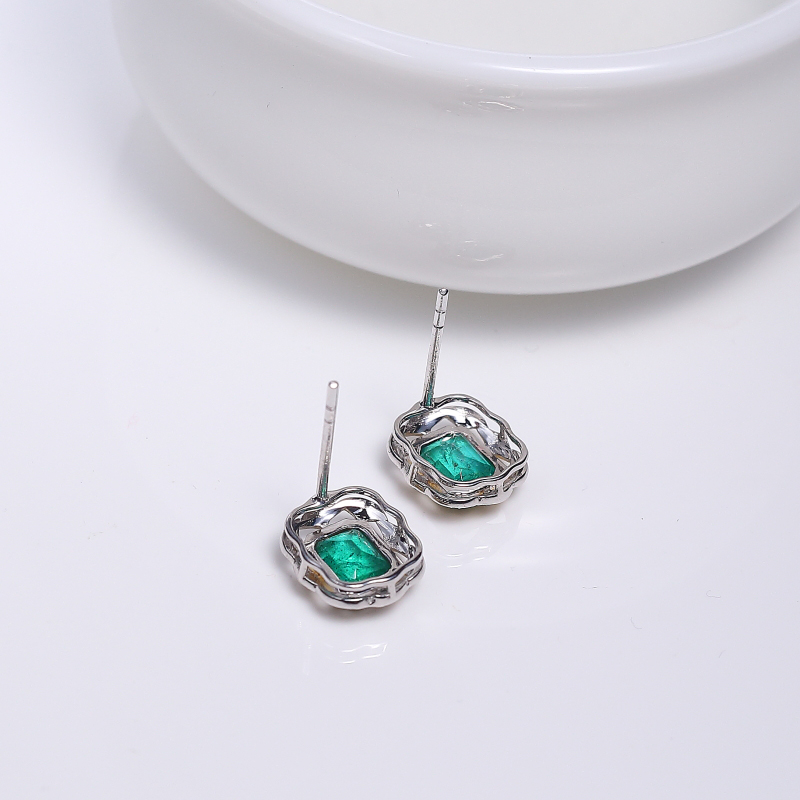 祖母绿耳钉-红掌柜