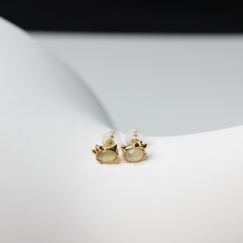 18K金镶天然猫眼黄色金绿宝石耳钉-红掌柜