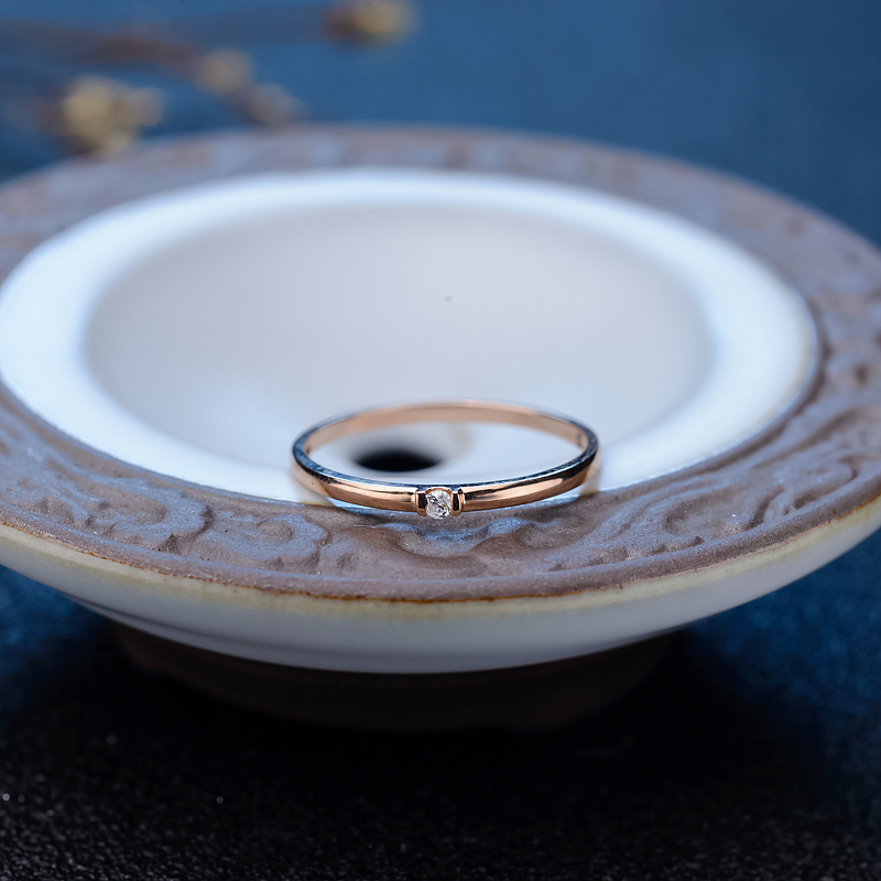 18K金镶钻戒指-红掌柜