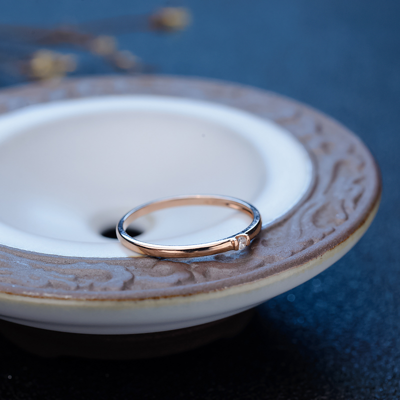 18K金镶钻戒指-红掌柜