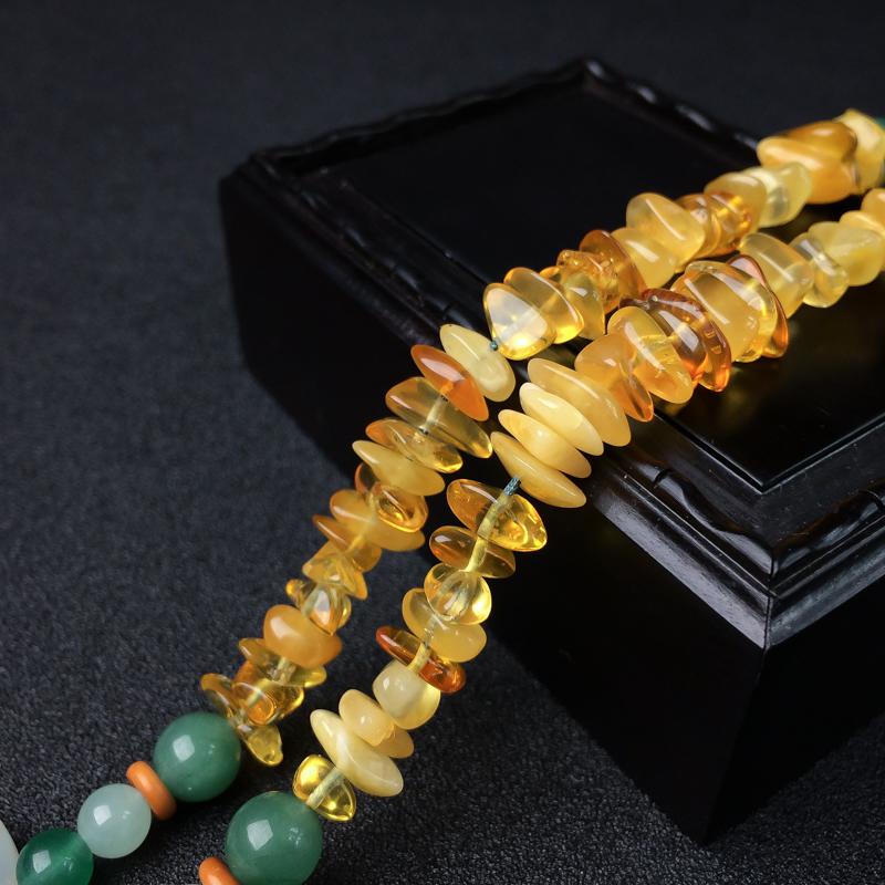 新疆岫玉车挂-红掌柜