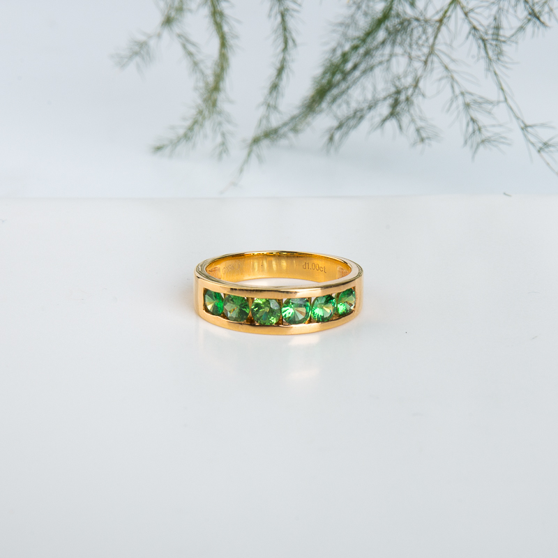 18K沙弗莱戒指-红掌柜