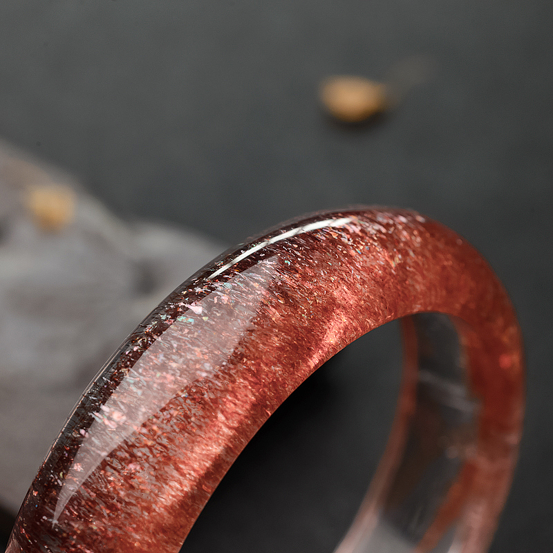 马达加斯加草莓晶平安镯-红掌柜