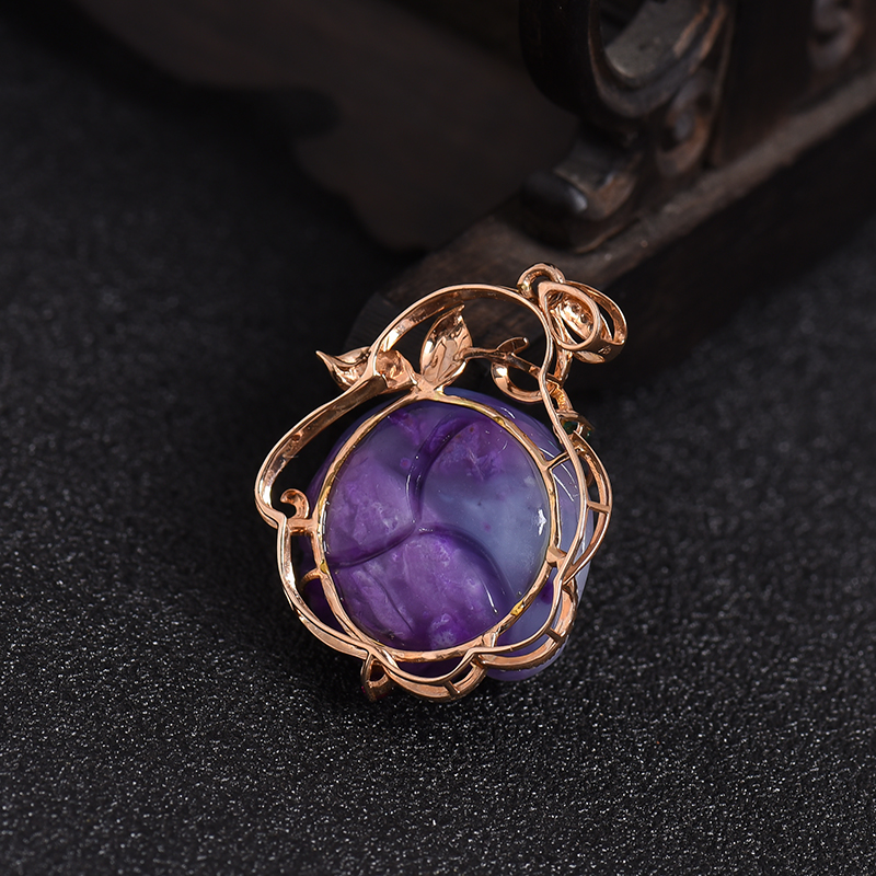 18K金镶钻舒俱来吊坠-红掌柜