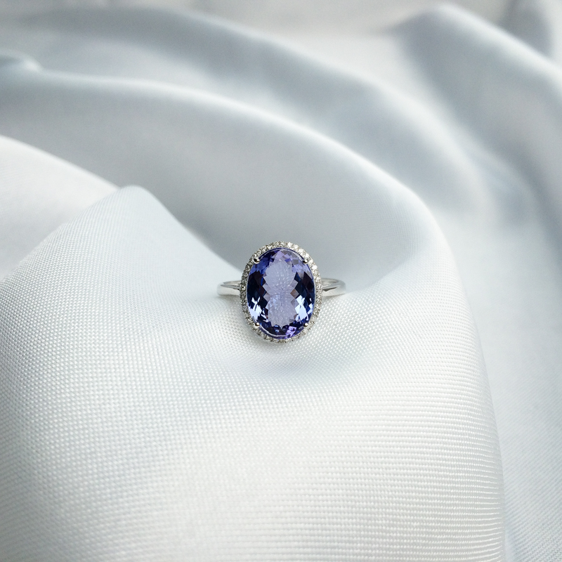 18K镶坦桑石戒指 - 红掌柜