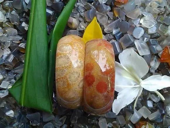 珊瑚玉-红掌柜珠宝