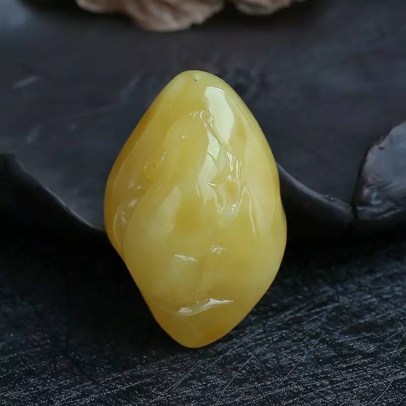 玉鼠-红掌柜珠宝