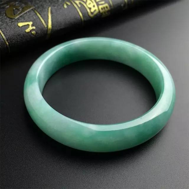 手镯-红掌柜珠宝