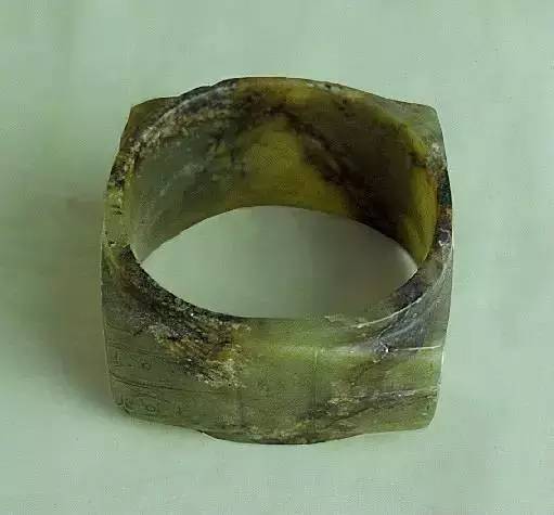 手镯-红掌柜珠宝