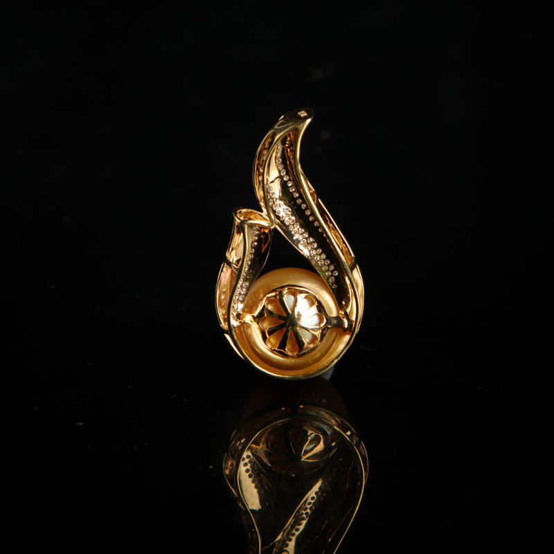 珍珠吊坠-红掌柜