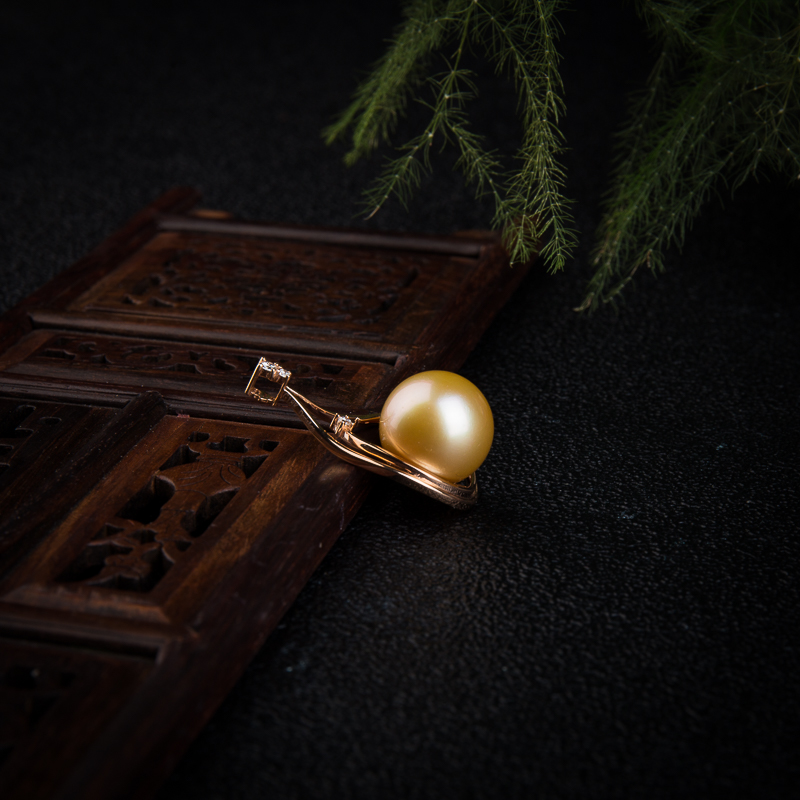 海水香槟色正圆珍珠钱袋吊坠-红掌柜