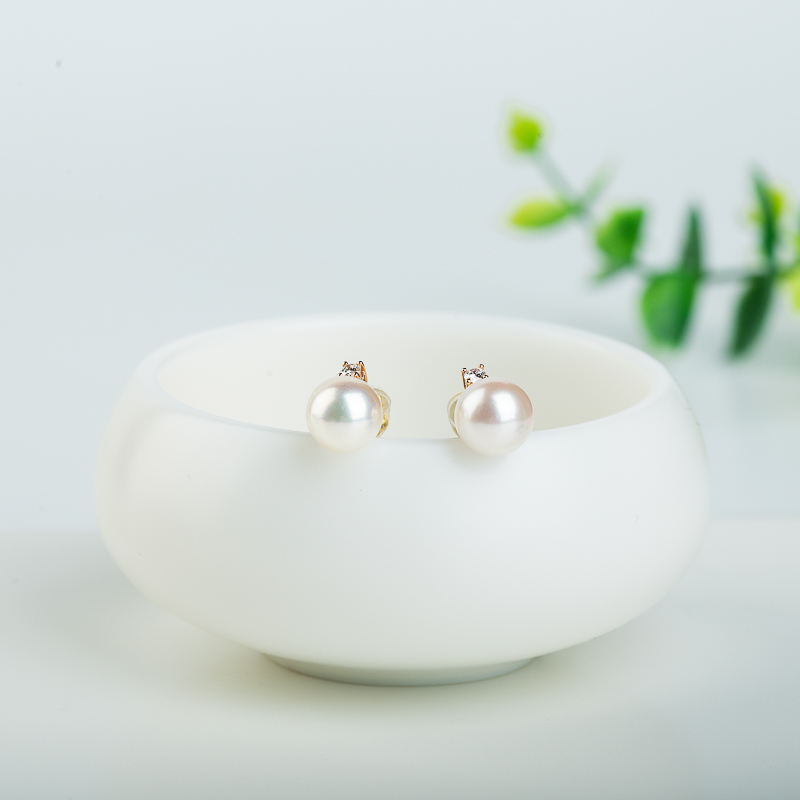 18k海水白色珍珠耳钉-红掌柜