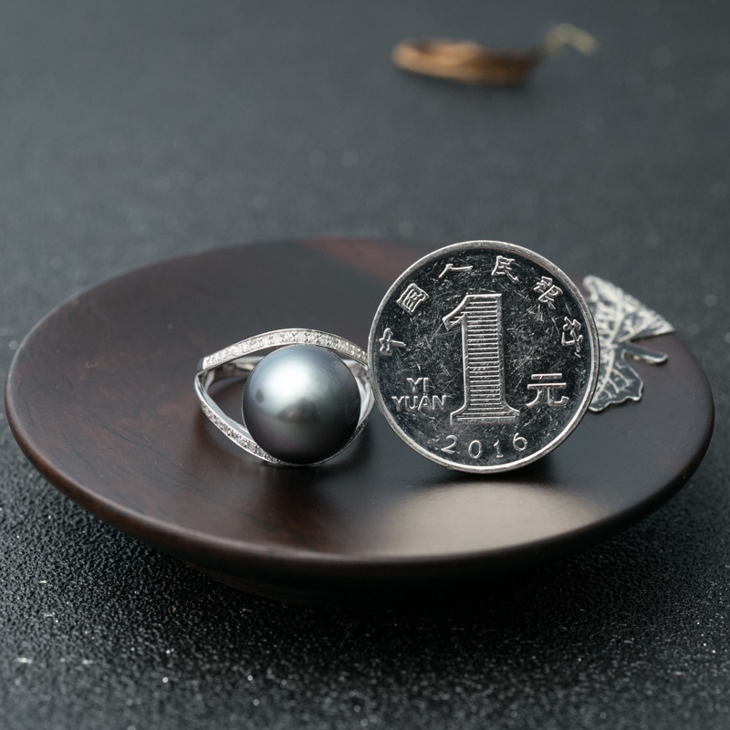 10K金镶钻黑珍珠戒指-红掌柜